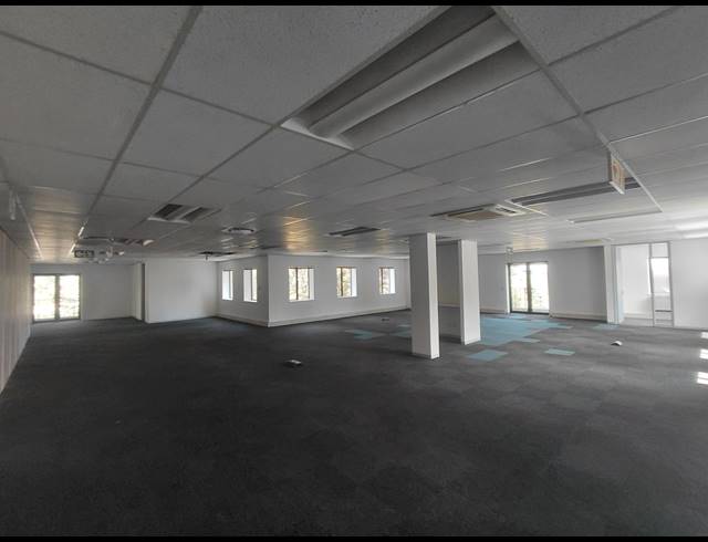 514M² OFFICE TO LET IN BRYANSTON